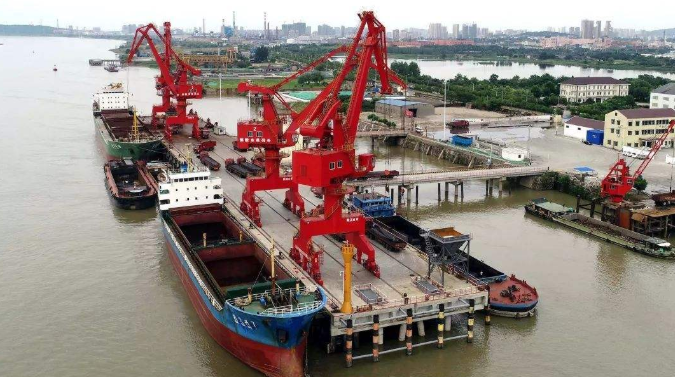 延边概述露天料场港口封闭问题的实行方法